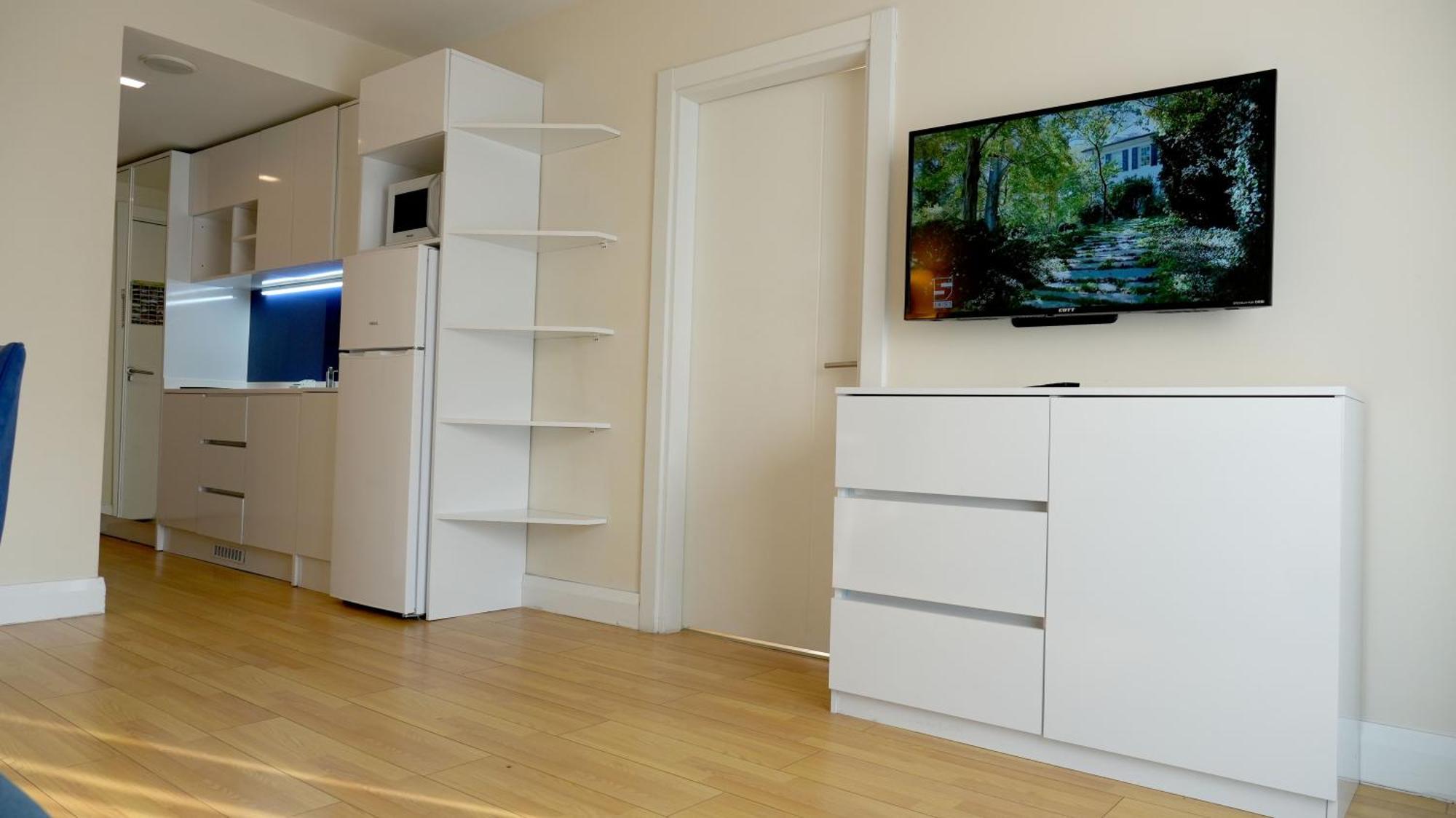 Lux Apart Hotel 555 Batumi Zewnętrze zdjęcie