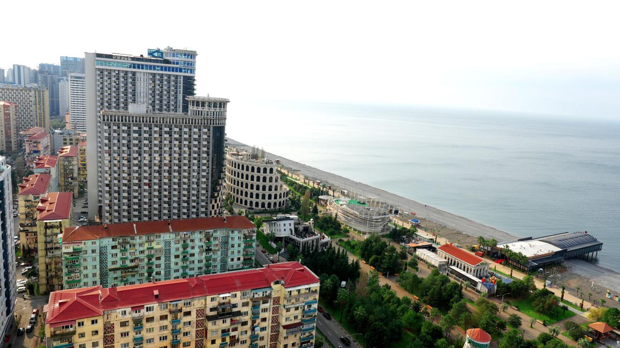 Lux Apart Hotel 555 Batumi Zewnętrze zdjęcie