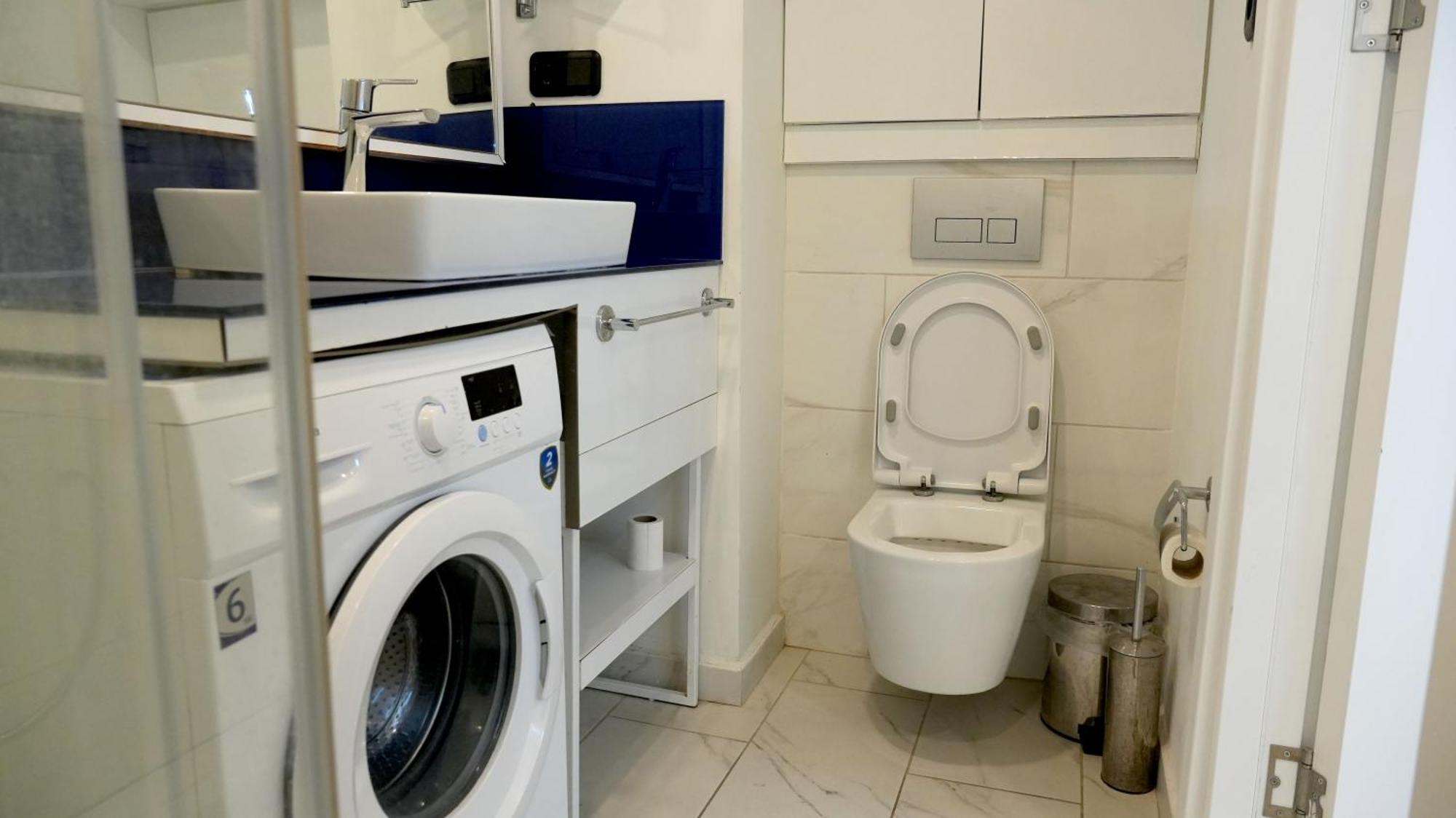 Lux Apart Hotel 555 Batumi Zewnętrze zdjęcie