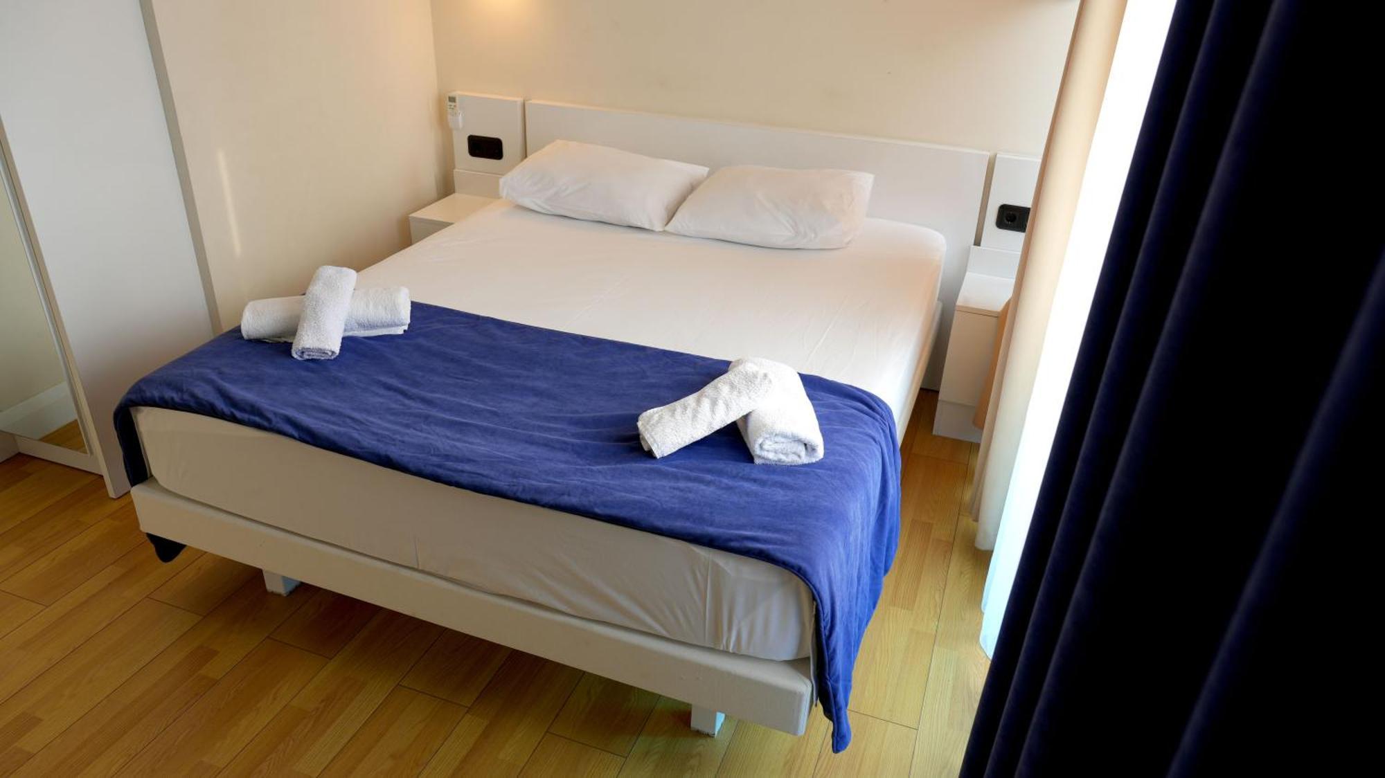 Lux Apart Hotel 555 Batumi Zewnętrze zdjęcie