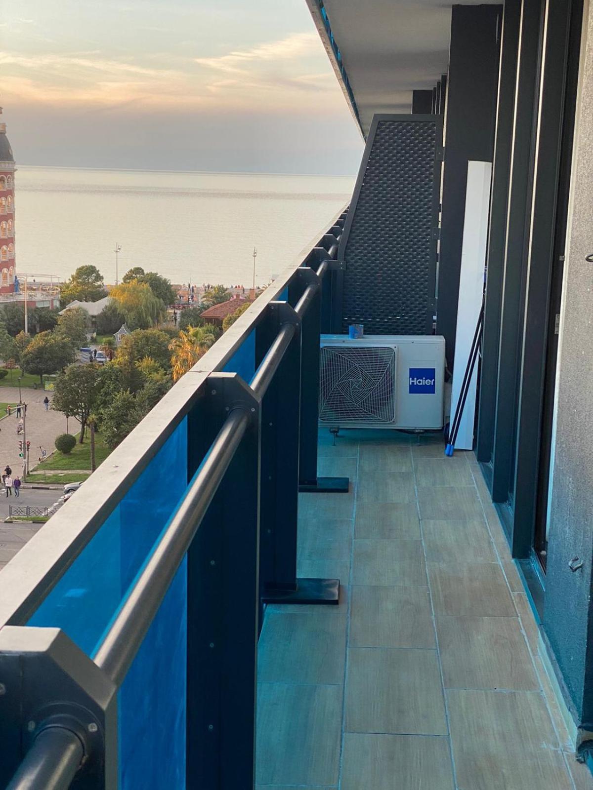 Lux Apart Hotel 555 Batumi Pokój zdjęcie